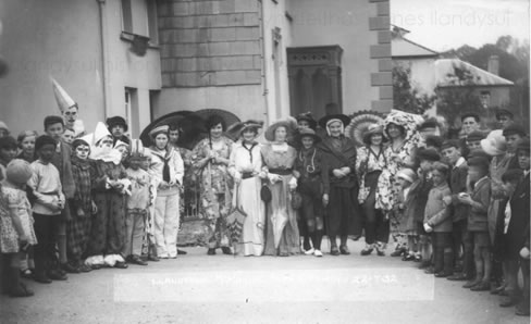 Celebrating the opening of Llandysul Memerial Park, July 28 1932